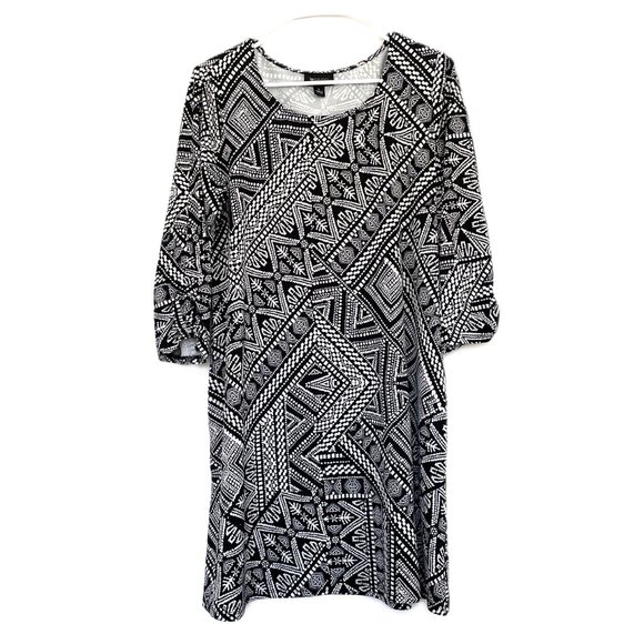 AB Studio Black & White Swing Dress with Side Pockets and 3/4 Sleeves - Picture 1 of 6